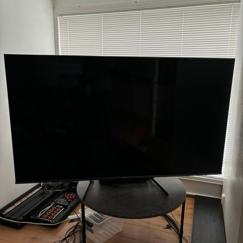 Hisense 75 ” flatskjerm