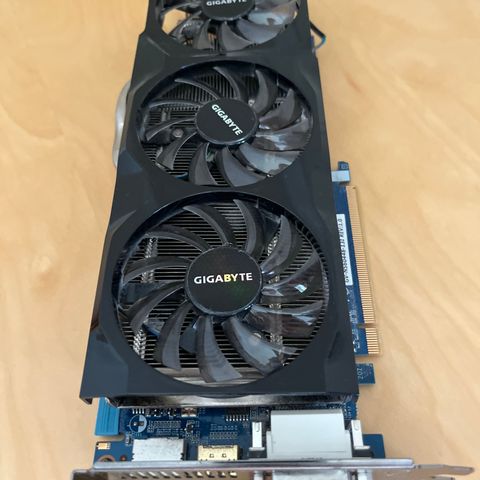 ASUS GeForce GT 430 1GB Direct CU