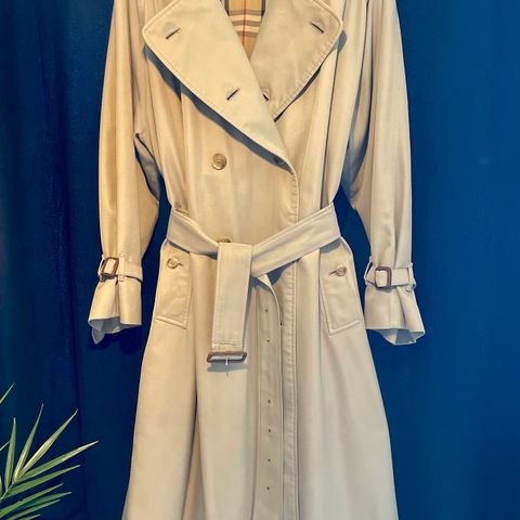 BURBERRY Trenchcoat / unike og eksklusive vintagefunn.