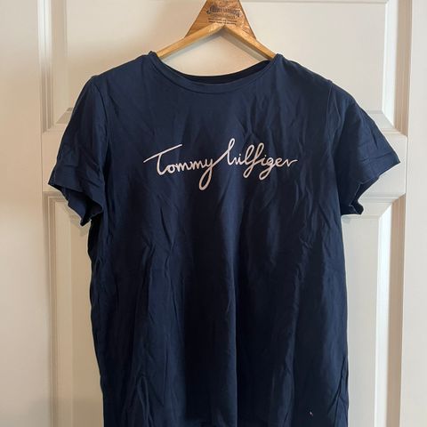 Tommy Hilfiger T-skjorte XL