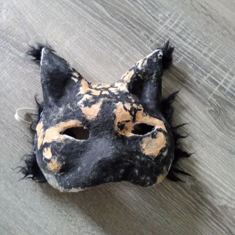 Therian/furry katte maske