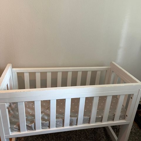 Bedside crib