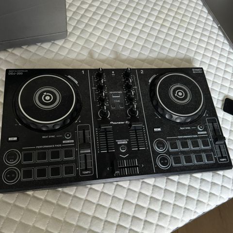 Pioneer DDJ-200