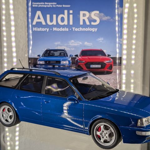 Audi RS2 Ottomobile ( 1/12 modellbil )