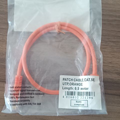 Nettverkskabel RJ45, 0.5m, CAT5e