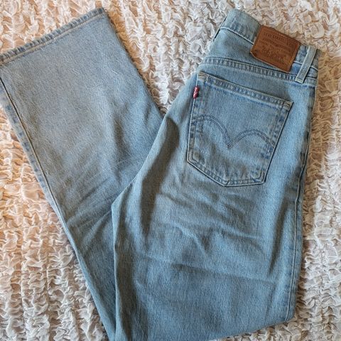 Levi's ribcage straight leg W27/L29