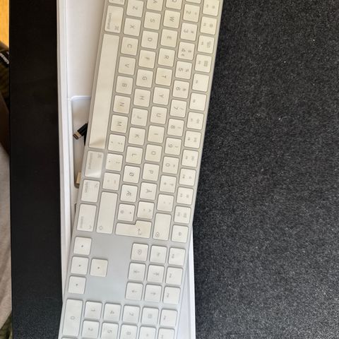 Apple magic keyboard