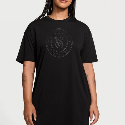 Tskjorte - nattskjorte ny fra Victorias Secret str XL/ XXL selges 290,-