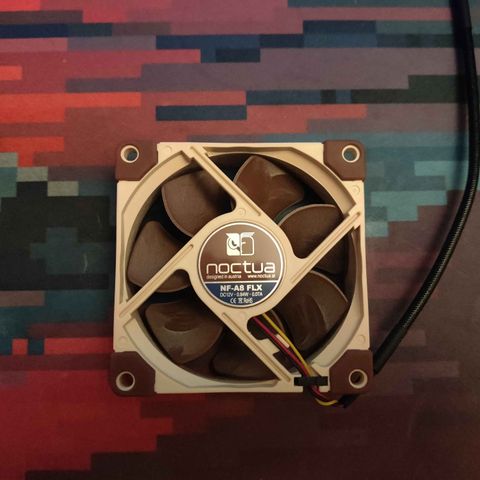 Noctua NF-A8 FLX 80mm Vifte