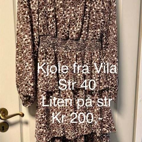 Kjole fra Vila str 40