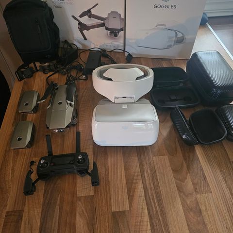 Dji mavic pro platinum,flymore combo, googles