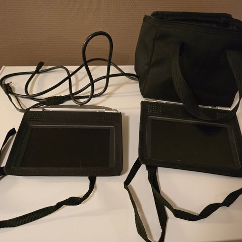 2 stk 7" LCD MONITOR