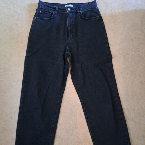 Perfect Jeans fra Gina Tricot