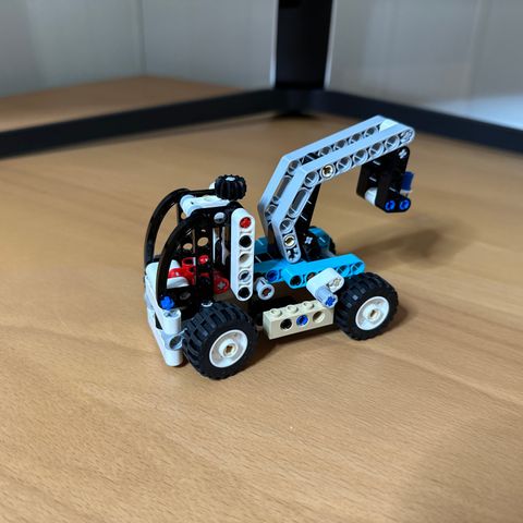 Lego Technic 42133 - Telehandler