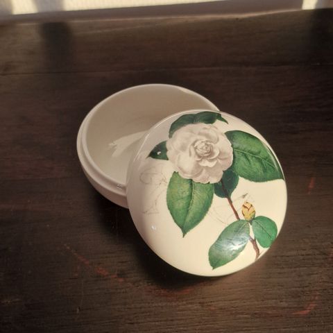 Villeroy & Boch "Camelia Alba Plena" smykkeskrin