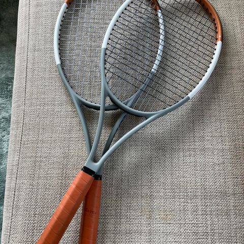 Wilson Blade v7 98 16x19 Roland Garros