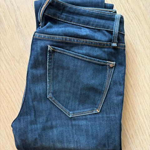 Pent brukt Marc by Marc Jacobs mørkeblå jeans 27’’