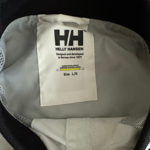 Helly Hansen jakke kun prøvde !