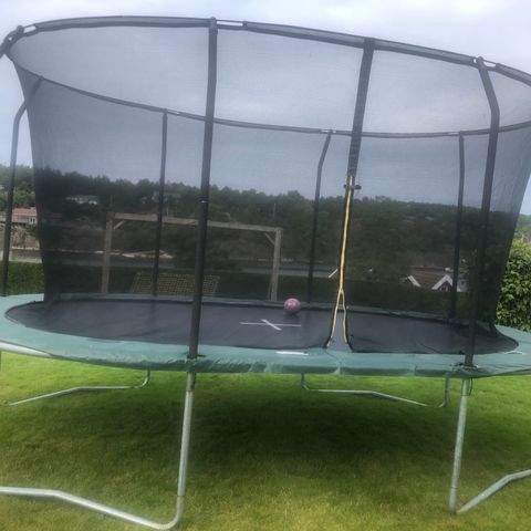 Trampoline