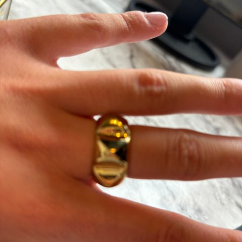 Chunky trendy Edblad ring🧡