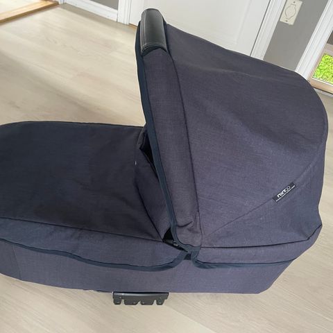 Emmaljunga NXT liggedel, Lounge Navy