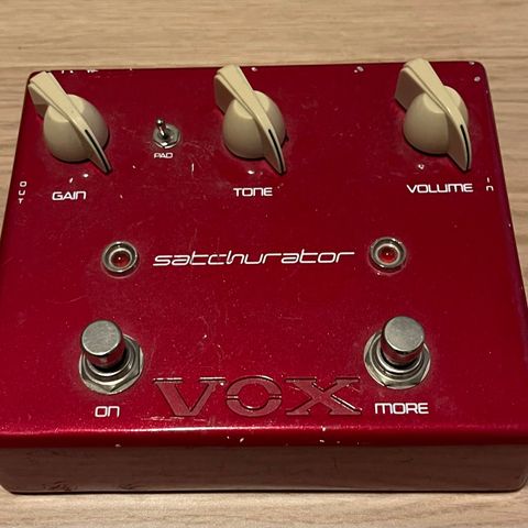 VOX Satchurator - Joe Satriani signature distortion pedal