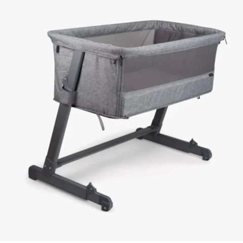 Yngri bedside crib