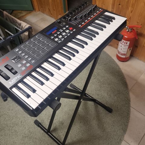 Akai MPK249