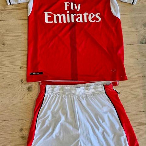 Arsenaldrakt str 164