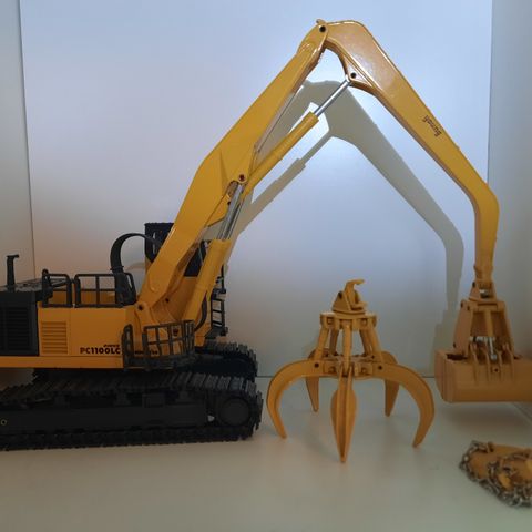 1/50 JOAL - KOMATSU PC1100LC AVANCE