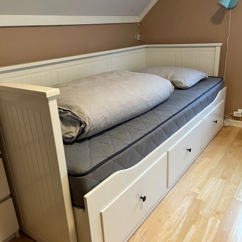 IKEA Hemnes uttrekkbar seng