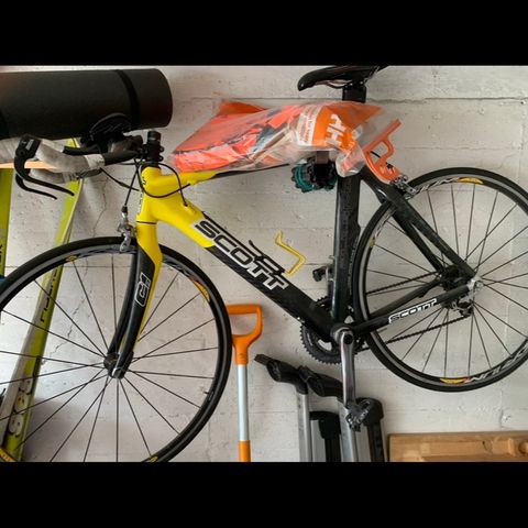 Scott Temposykkel I Carbon selges kr 4500