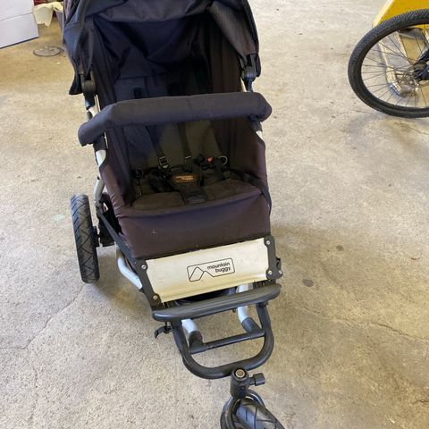 Mountain buggy - 300 kr