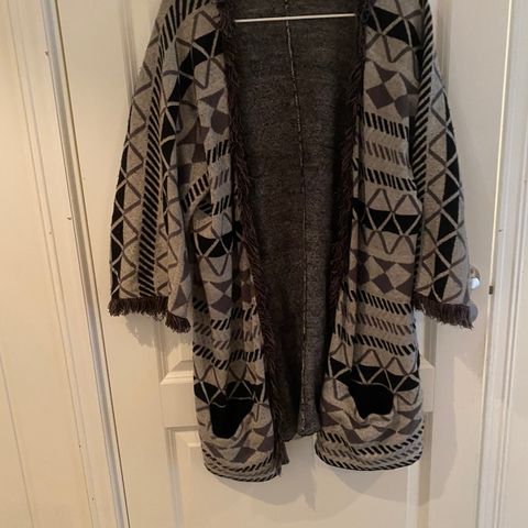 Knallfin cardigan fra day birger et mikkelsen