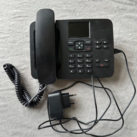 Nyere fast-telefon - lite brukt