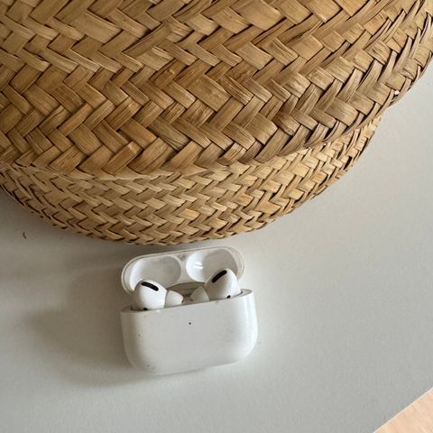 Apple AirPods Pro