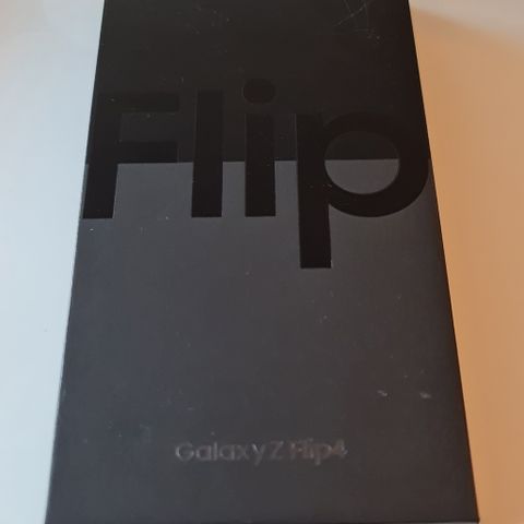 Samsung Galaxy Z Flip 4 5G 8/128GB (grafitt)