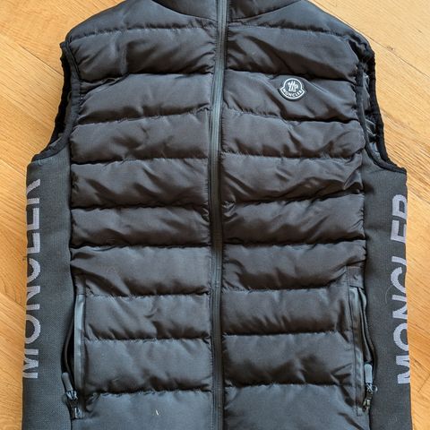 Moncler Dunvest Unisex