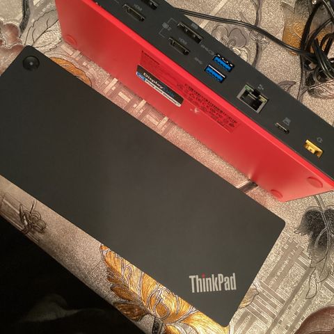 ThinkPad 40AF USB-C Dock USB-C Dokkingstasjon