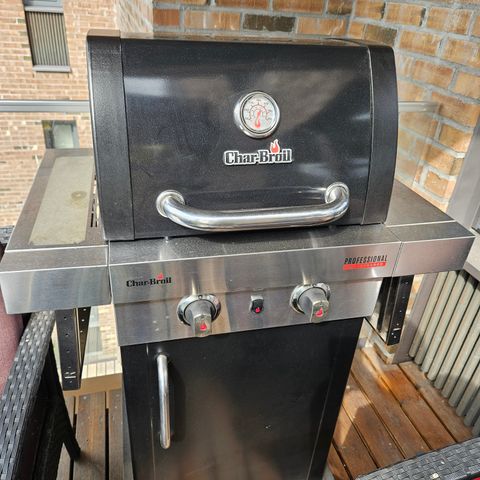 Char-Broil Grill // Professional True-Infrared