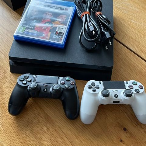 Playstation 4 slim (ps4)  1 TB + 2 kontroller+ F1 2023