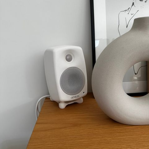 Genelec G-Two og Sub 5040B inkl kabler.