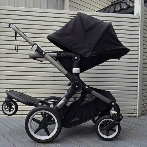 Bugaboo fox 3 m/ubrukt liggedel + mye ekstra