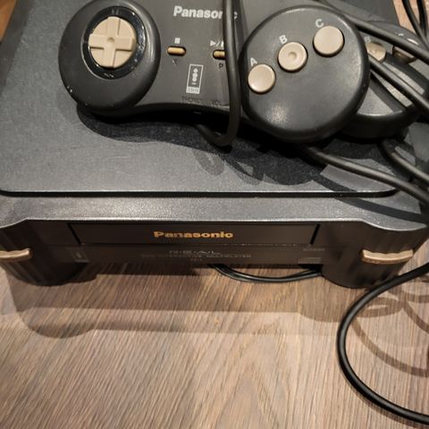 3DO Konsoll (Panasonic FZ-1) med spill, Need for speed, Hell og mer +++