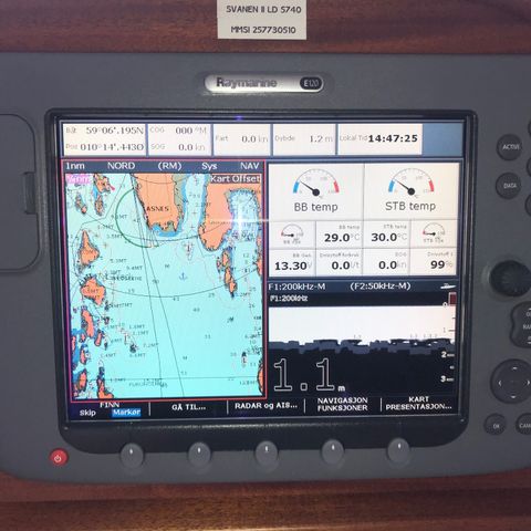 Kartplotter 12"/Radar/Ekkolodd/Autopilot komplett for 2 styreposisjoner selges