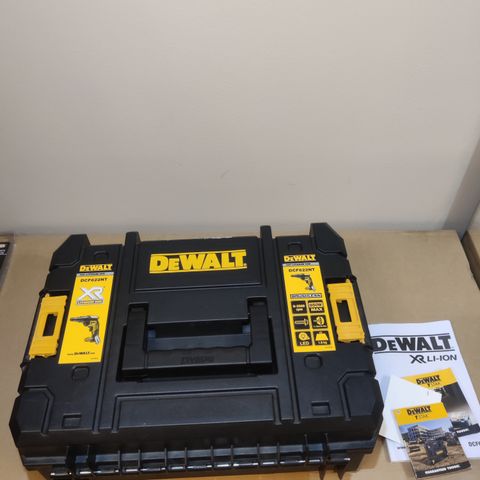 Skrutrekker DeWalt DCF622NT-xj XR  +Ladde batteri.