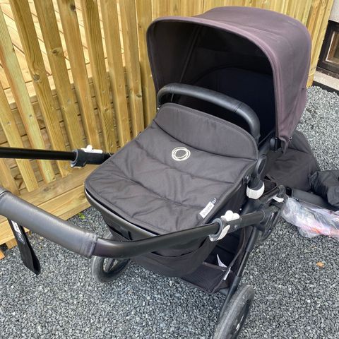 Komplett Bugaboo Fox 2-baby og sportsdel m/ regn og insektstrekk+vintervognpose