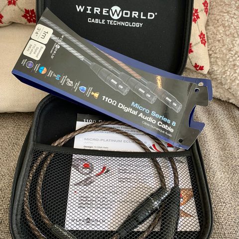 Wireworld Micro-Eclipse 8 AES/EBU Digital cable (XLR) - 1m