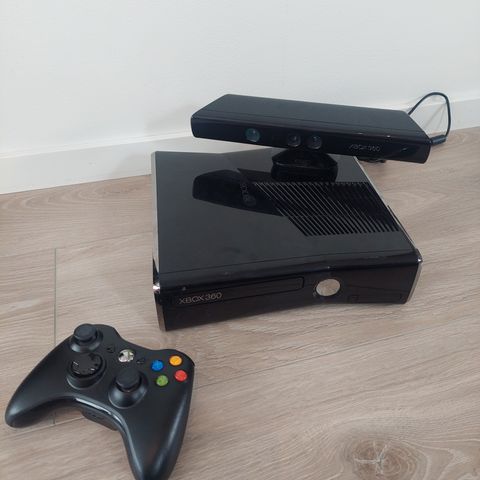 Xbox 360 + Kinect