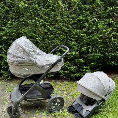 Komplett Stokke Trailz barnevogn grå